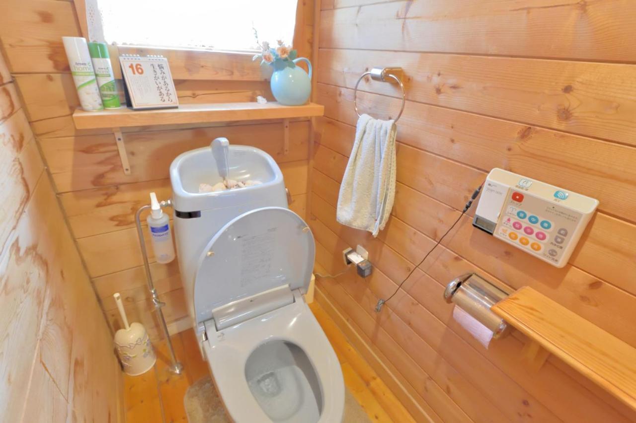 Carrefour Guesthouse カルフール ゲストハウス Toyama Bagian luar foto