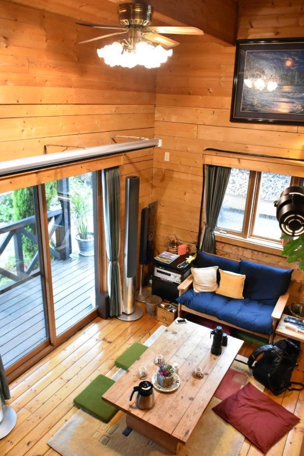 Carrefour Guesthouse カルフール ゲストハウス Toyama Bagian luar foto