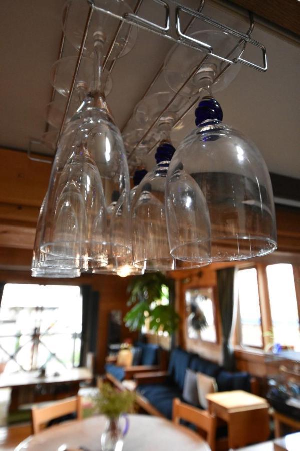 Carrefour Guesthouse カルフール ゲストハウス Toyama Bagian luar foto