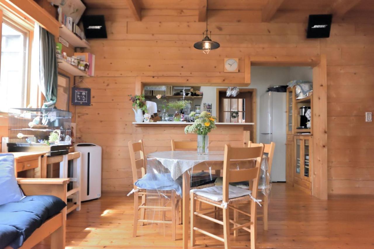 Carrefour Guesthouse カルフール ゲストハウス Toyama Bagian luar foto